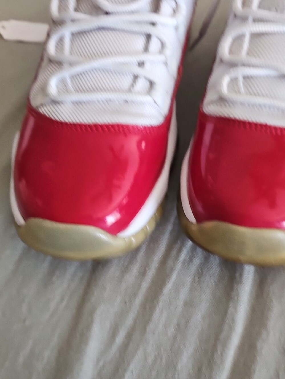 Nike Retro Air Jordan Cherry And White - Picture 14 of 16